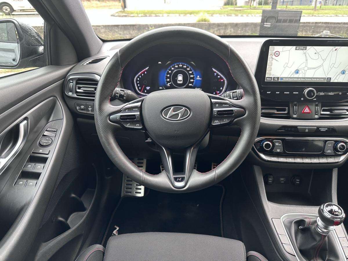 hyundai-i30-2022-gasolina-998cc