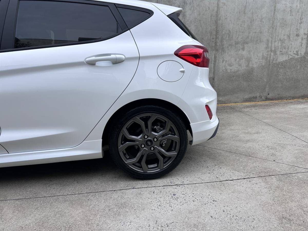 ford-fiesta-2018-gasolina-998cc