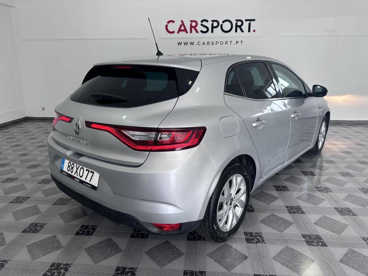 renault-megane-2019-diesel-1461cc