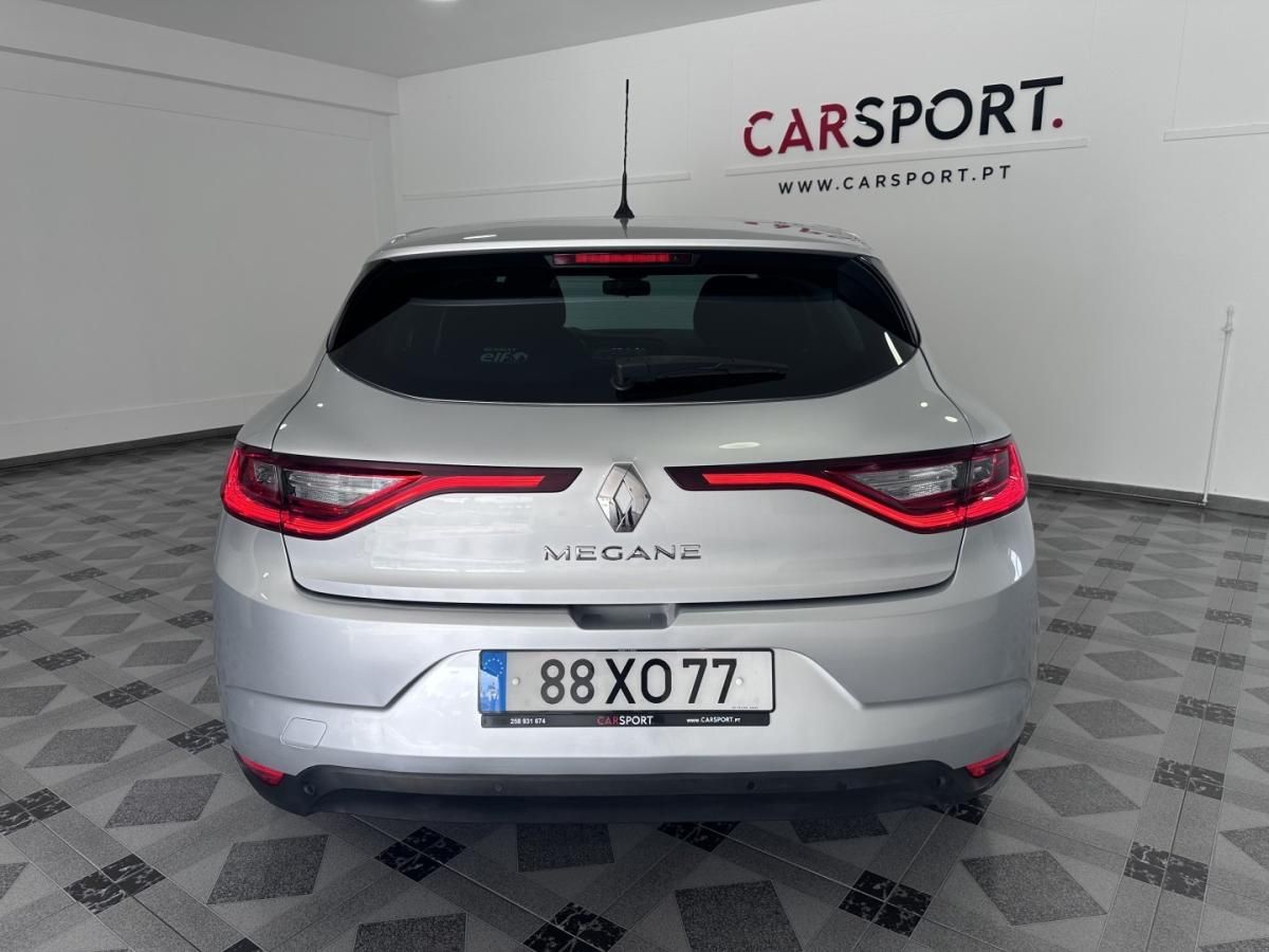 renault-megane-2019-diesel-1461cc