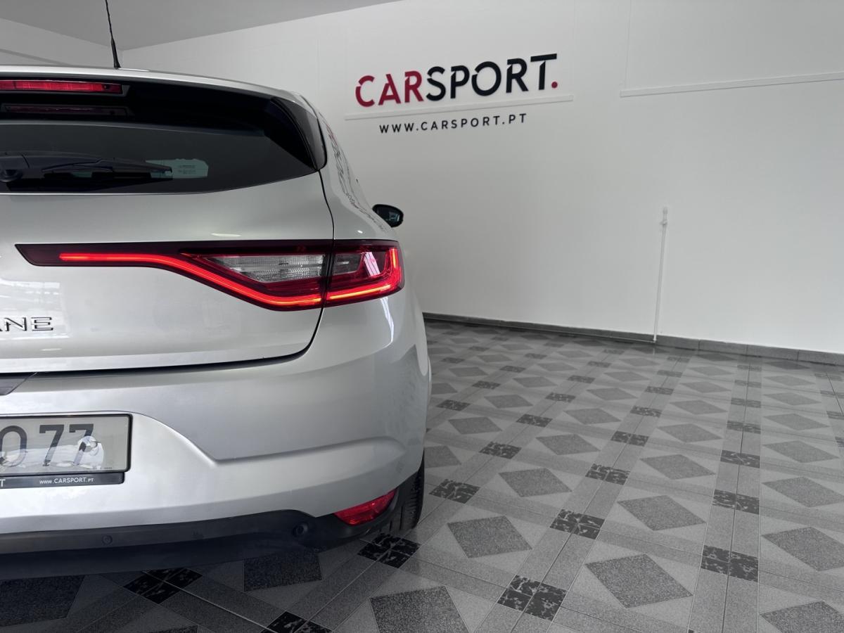 renault-megane-2019-diesel-1461cc