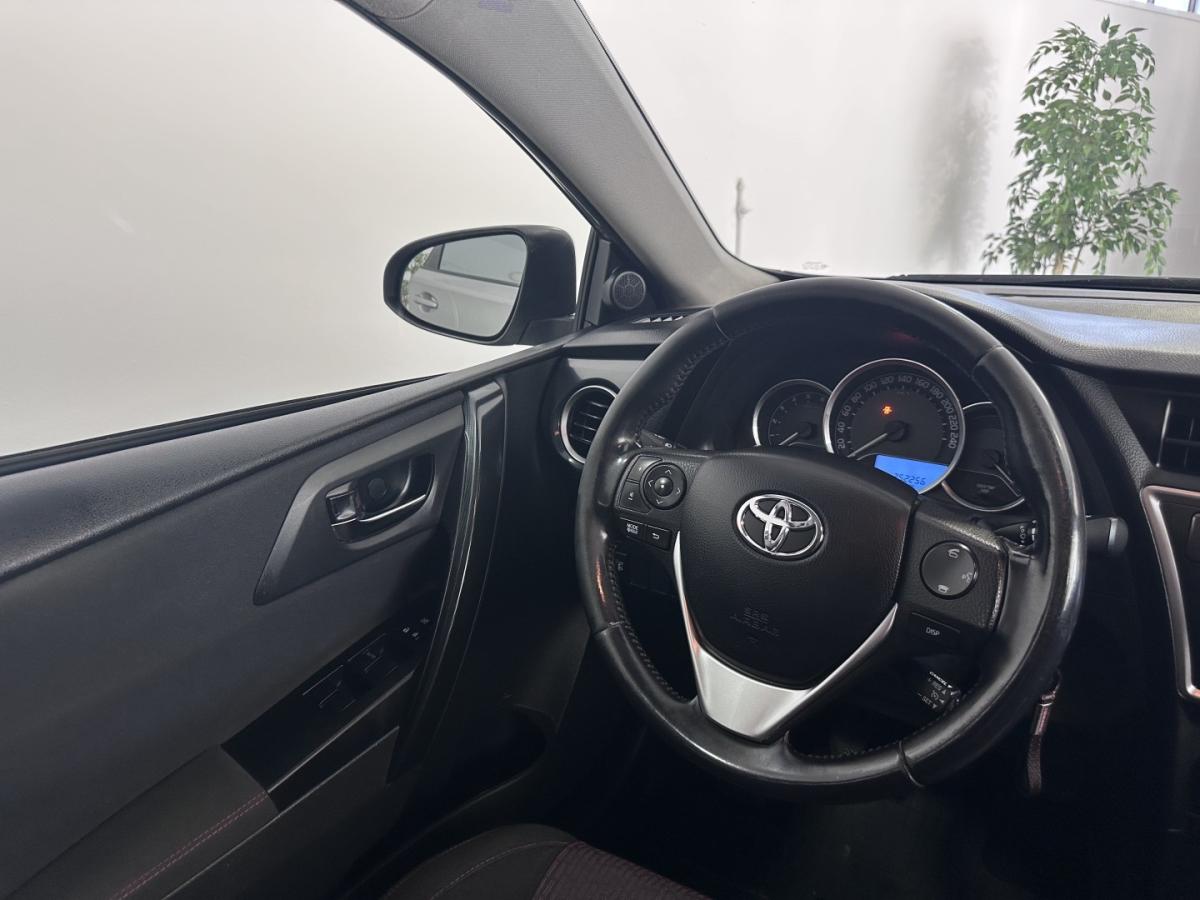 toyota-auris-2015-diesel-1364cc
