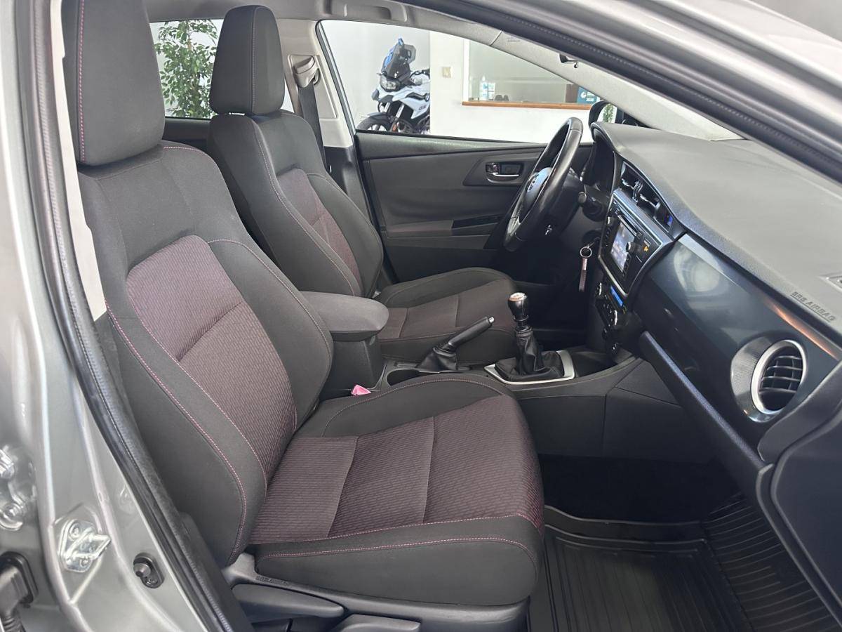 toyota-auris-2015-diesel-1364cc