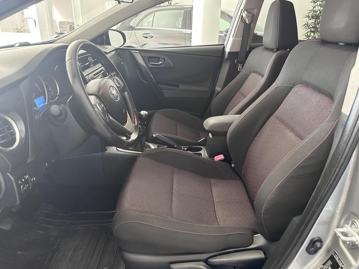 toyota-auris-2015-diesel-1364cc