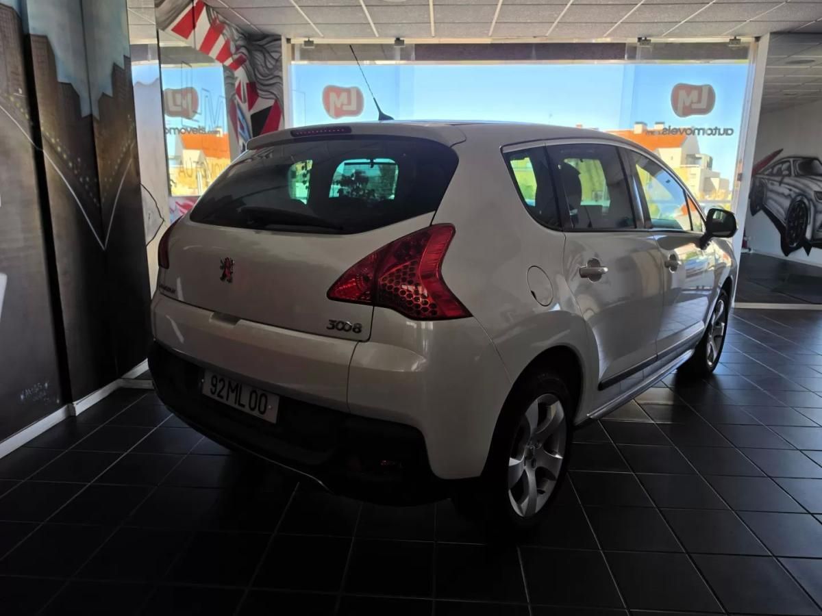 peugeot-3008-2012-diesel-1560cc
