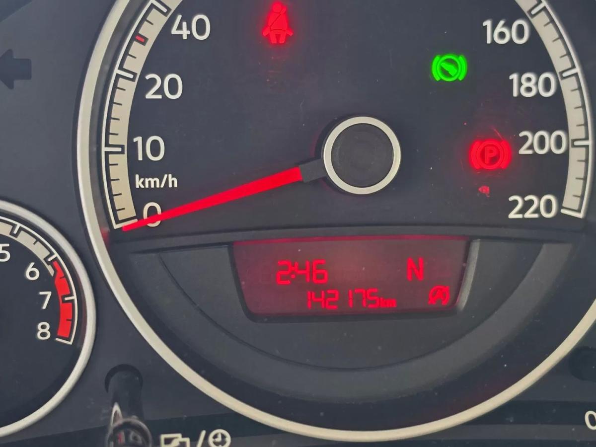 volkswagen-up-2017-gasolina-999cc