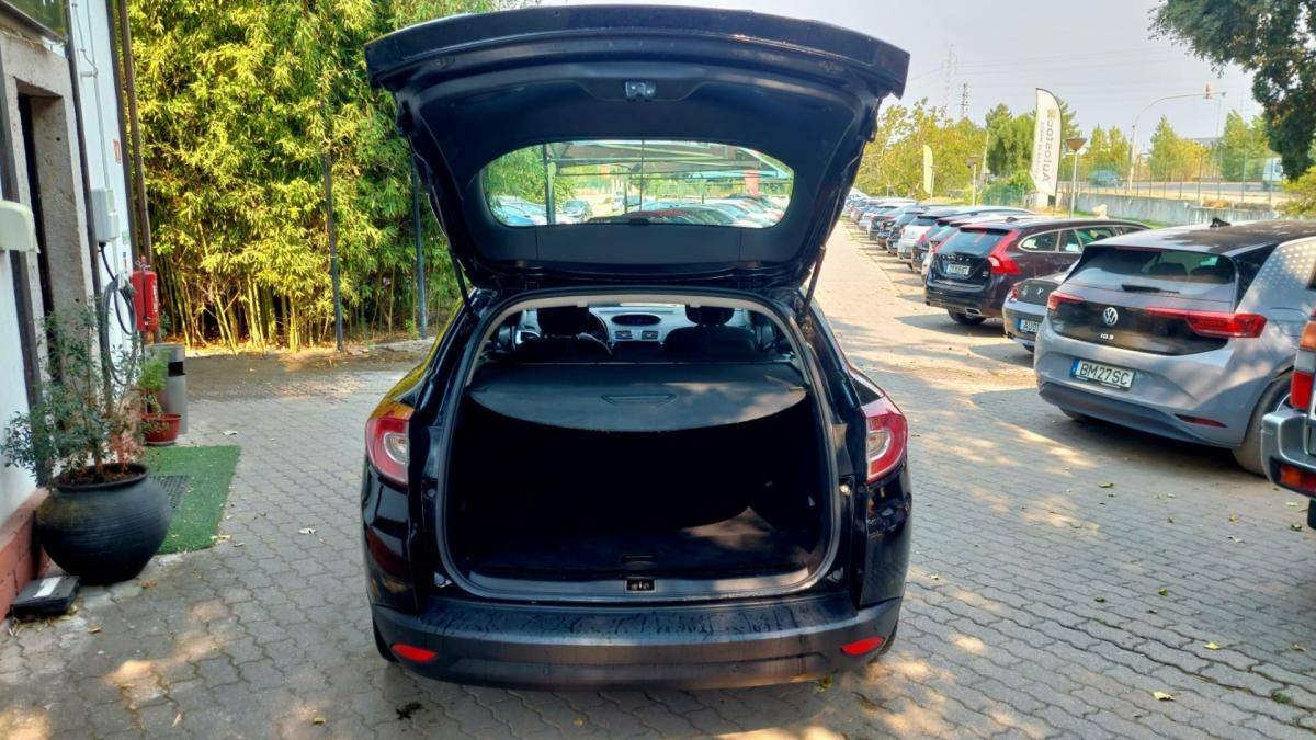 renault-megane-sport-tourer-2014-diesel-1461cc