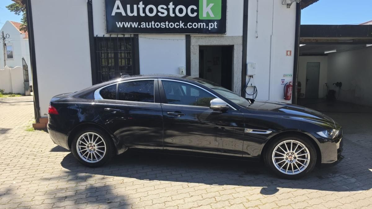 jaguar-xe-2017-diesel-1999cc