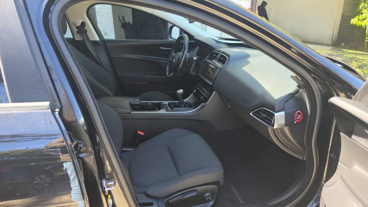 jaguar-xe-2017-diesel-1999cc