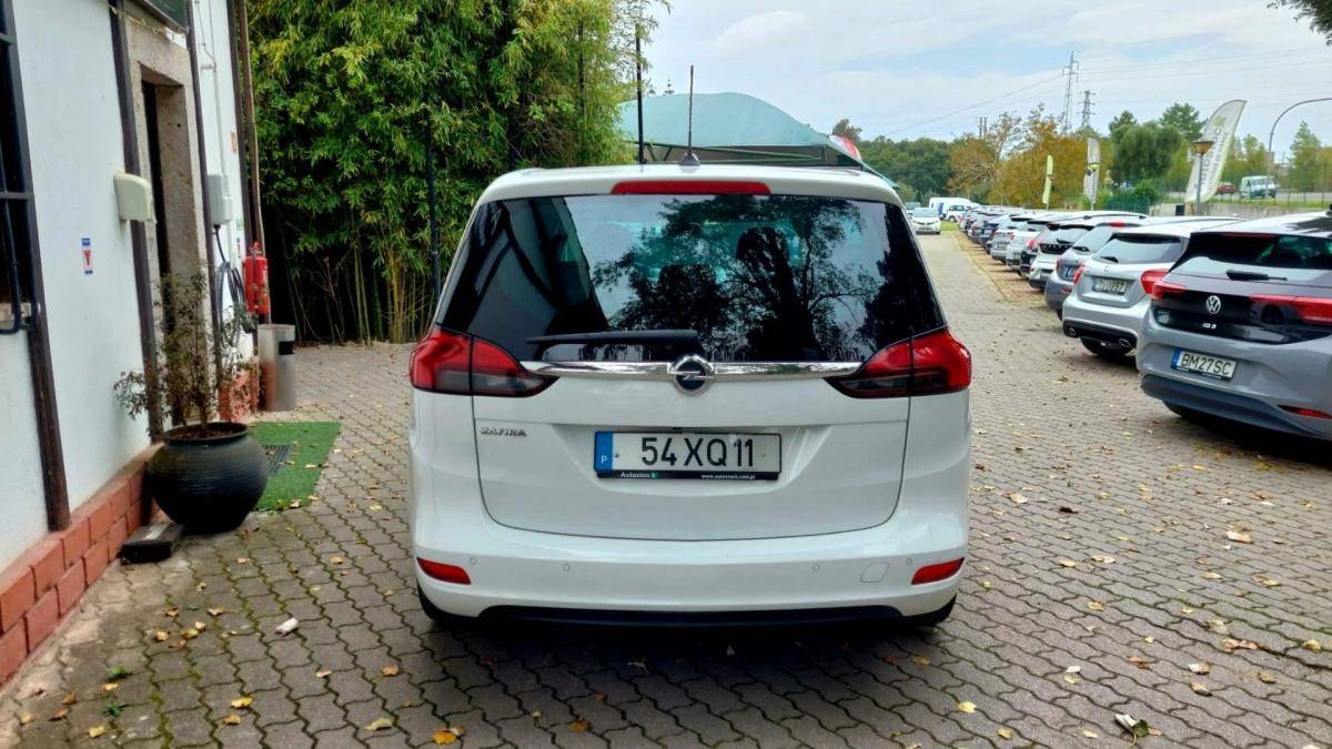 opel-zafira-2019-diesel-1598cc