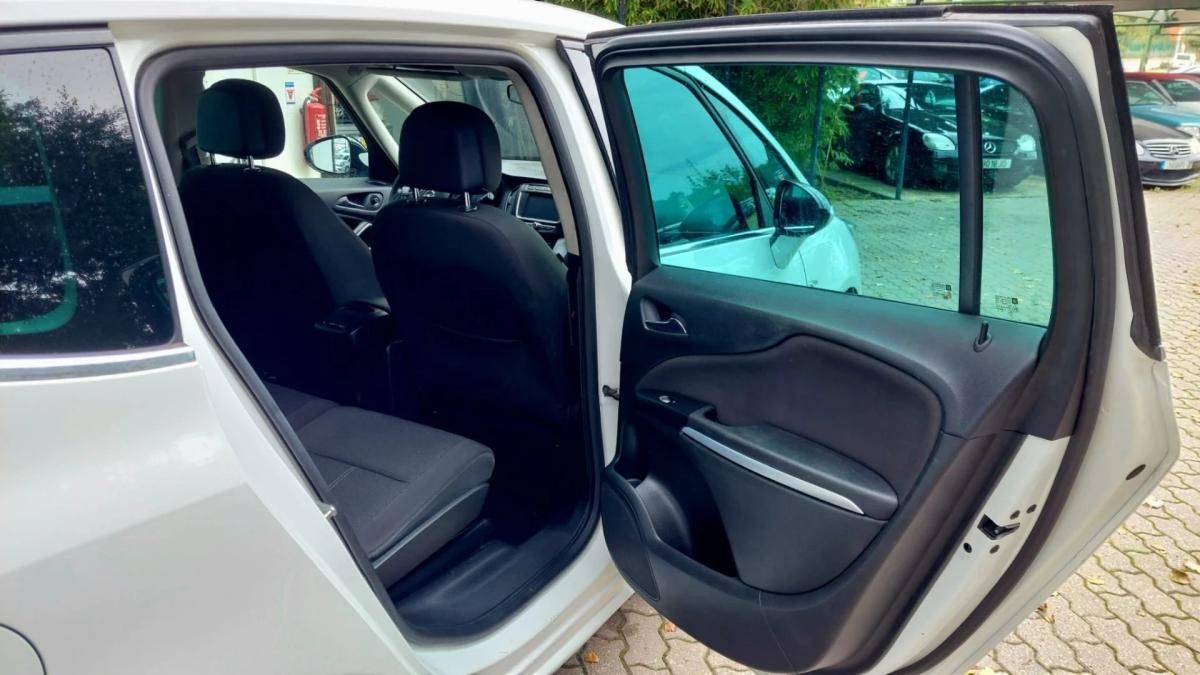 opel-zafira-2019-diesel-1598cc