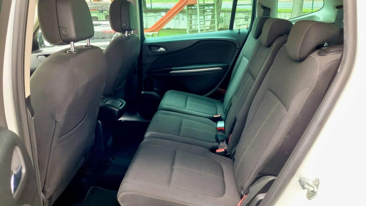 opel-zafira-2019-diesel-1598cc