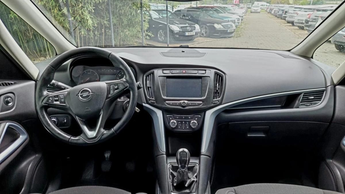 opel-zafira-2019-diesel-1598cc