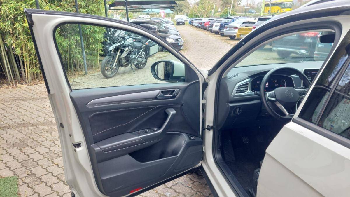 volkswagen-t-roc-2023-gasolina-999cc