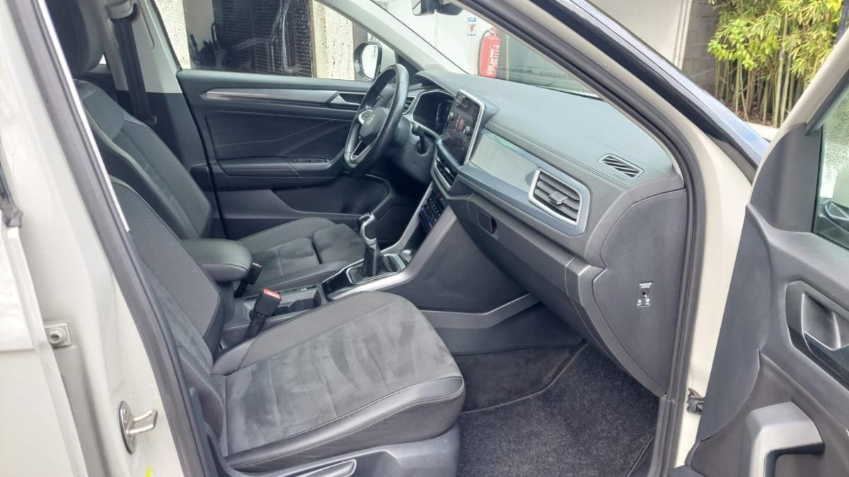 volkswagen-t-roc-2023-gasolina-999cc