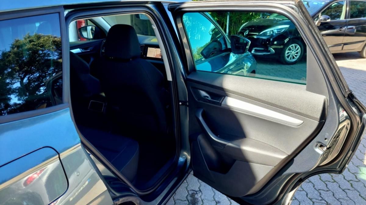 skoda-karoq-2019-diesel-1598cc