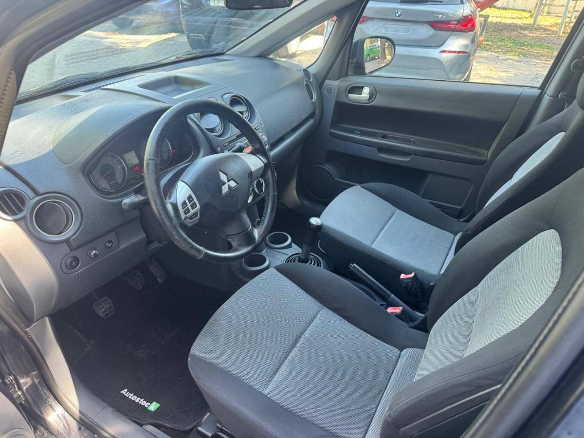 mitsubishi-colt-2010-gasolina-1124cc