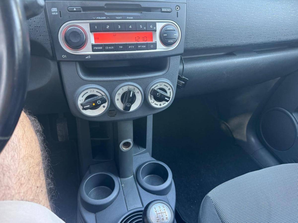 mitsubishi-colt-2010-gasolina-1124cc