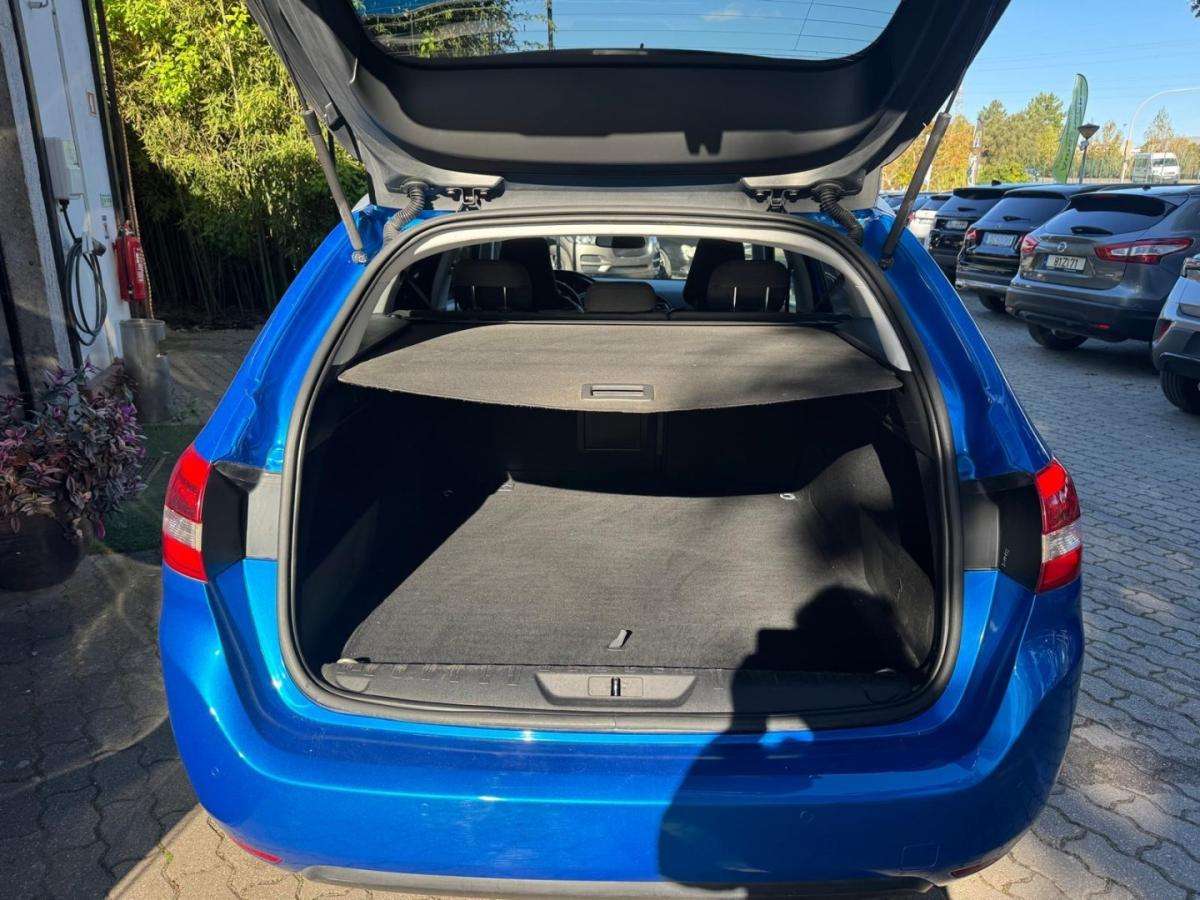 peugeot-308-sw-2020-diesel-1499cc