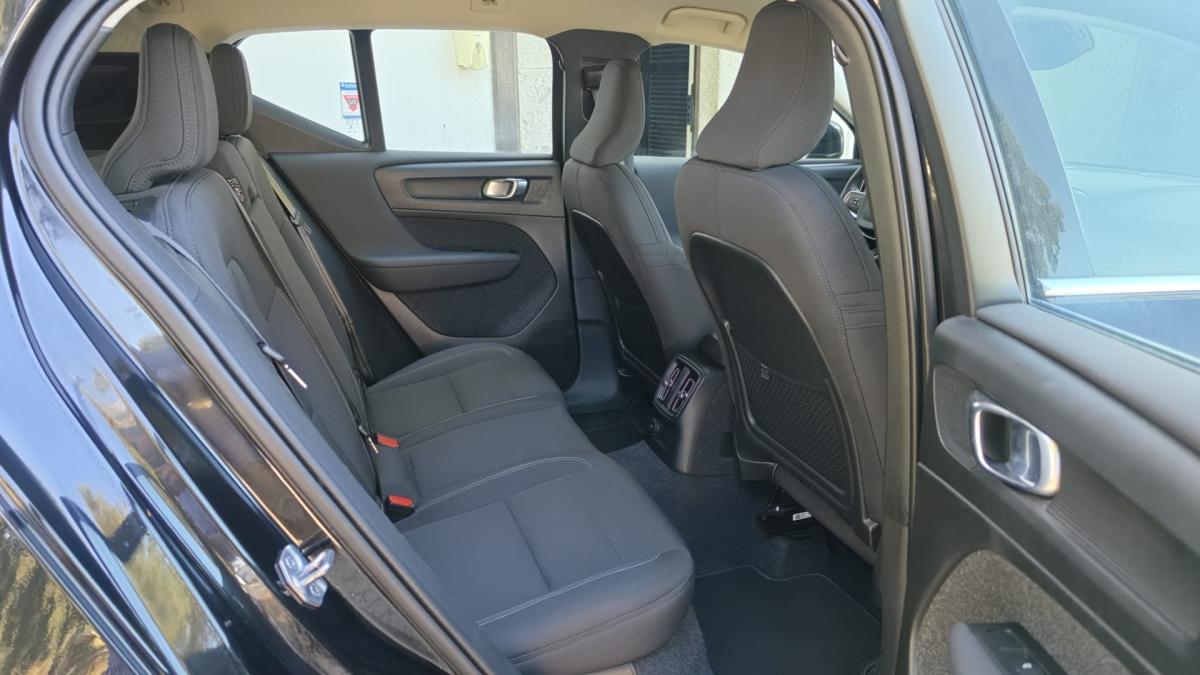 volvo-xc40-2021-hibrido-1477cc