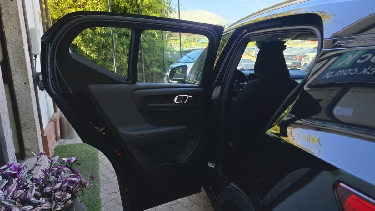 volvo-xc40-2021-hibrido-1477cc