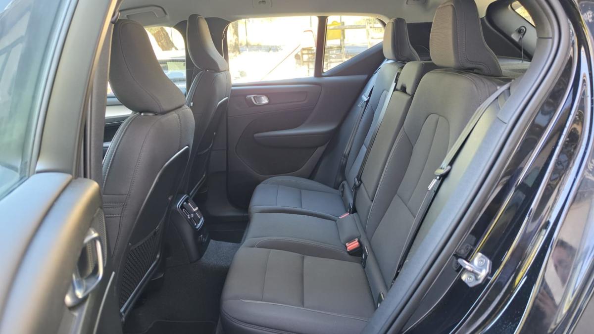 volvo-xc40-2021-hibrido-1477cc