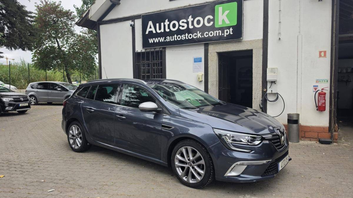 renault-megane-sport-tourer-2017-diesel-1461cc
