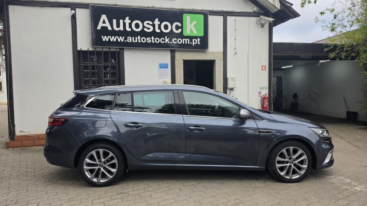 renault-megane-sport-tourer-2017-diesel-1461cc