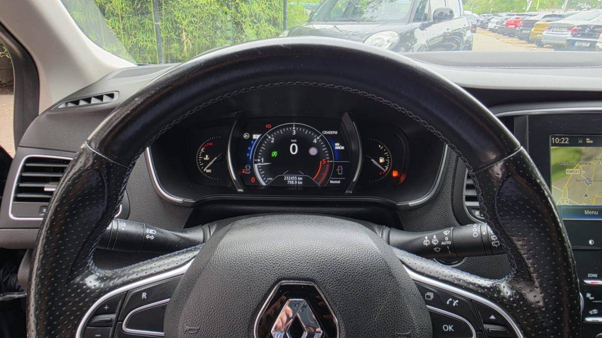 renault-megane-sport-tourer-2017-diesel-1461cc