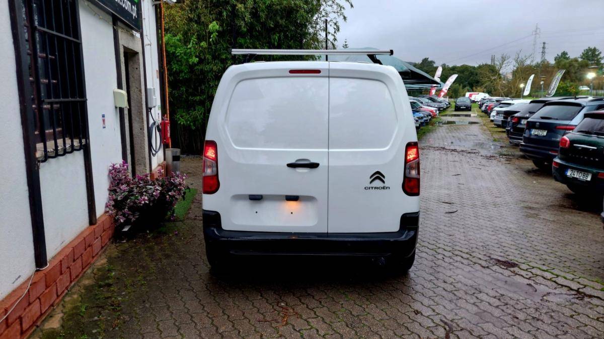 citroen-berlingo-2021-diesel-1500cc