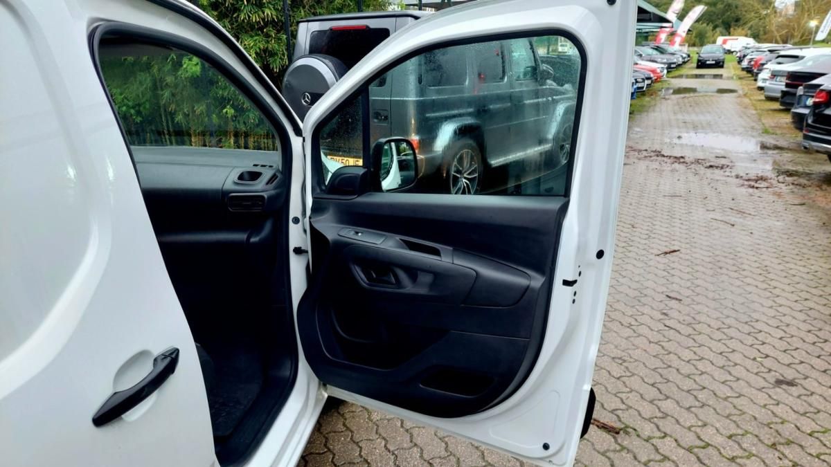 citroen-berlingo-2021-diesel-1500cc