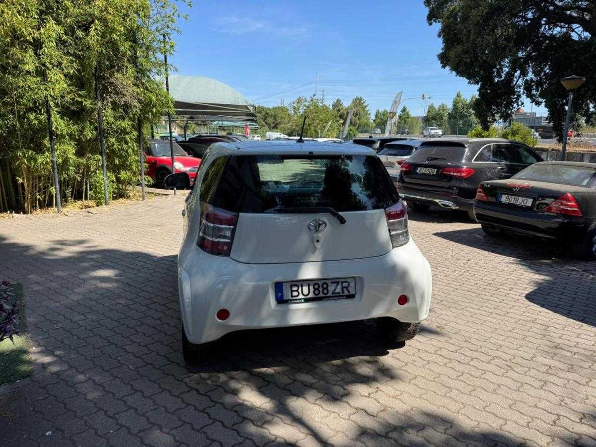 toyota-iq-2009-gasolina-998cc