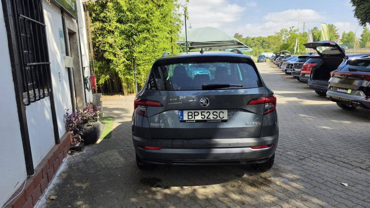 skoda-karoq-2019-diesel-1598cc