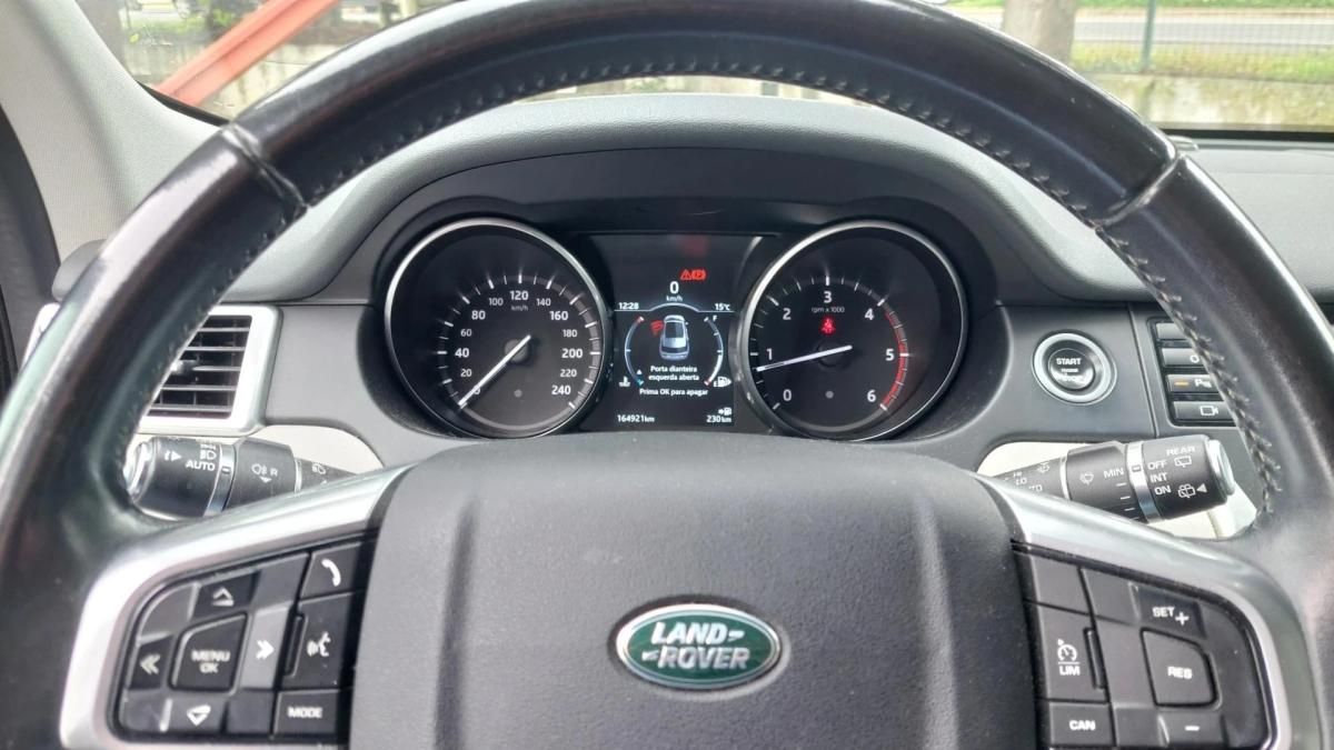 land-rover-discovery-sport-2018-diesel-1999cc