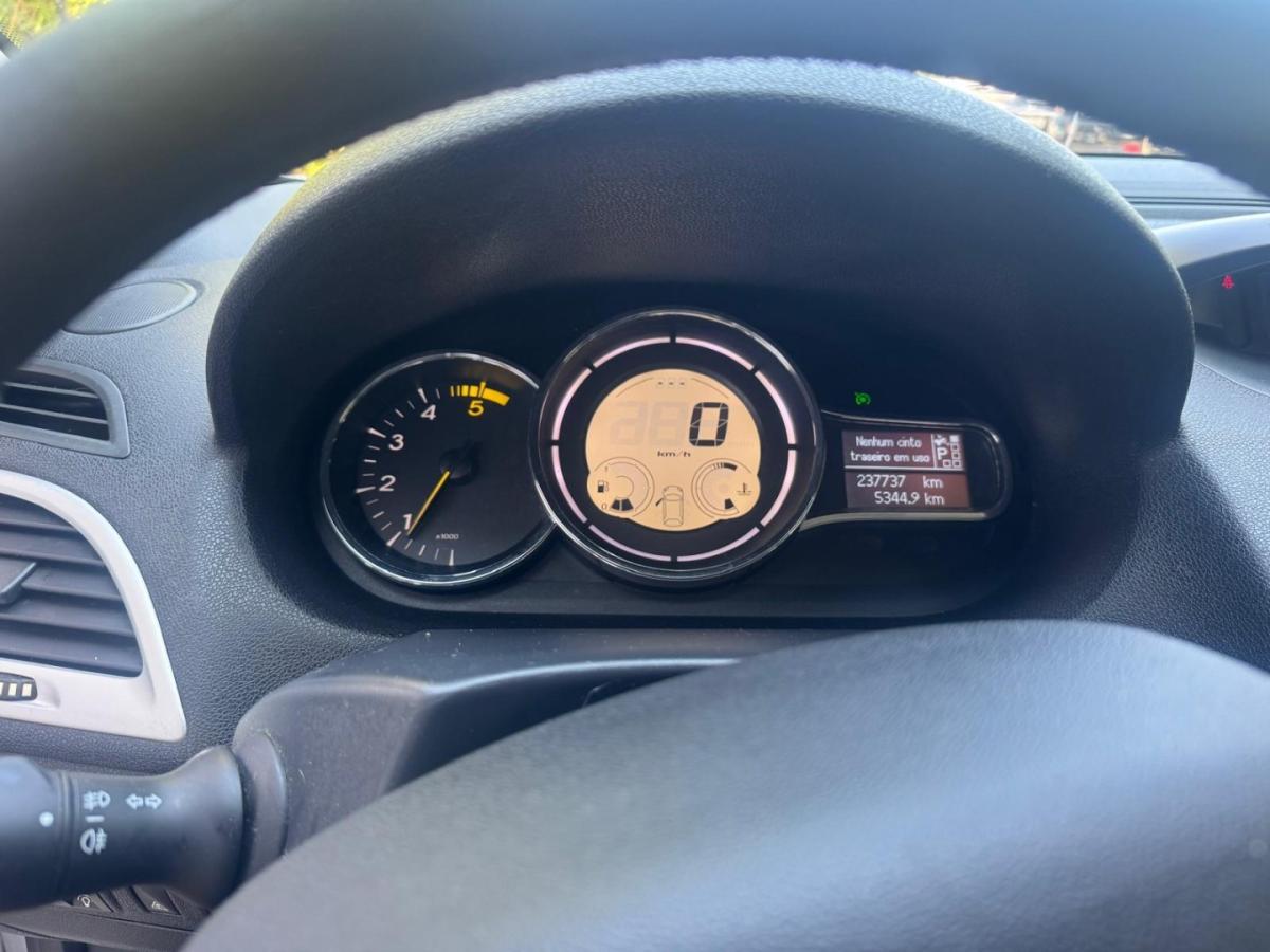 renault-megane-sport-tourer-2012-diesel-1461cc