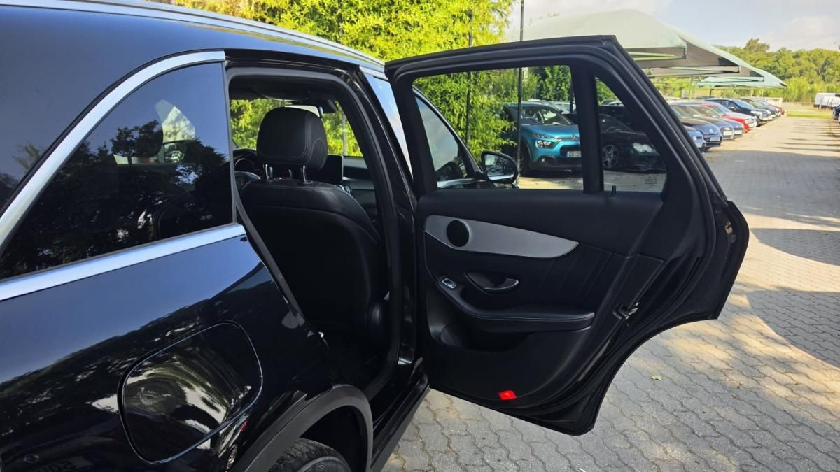 mercedes-benz-glc-2019-diesel-2143cc