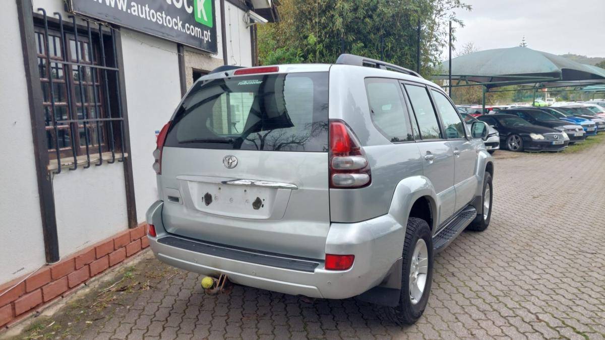 toyota-land-cruiser-2006-diesel-2982cc