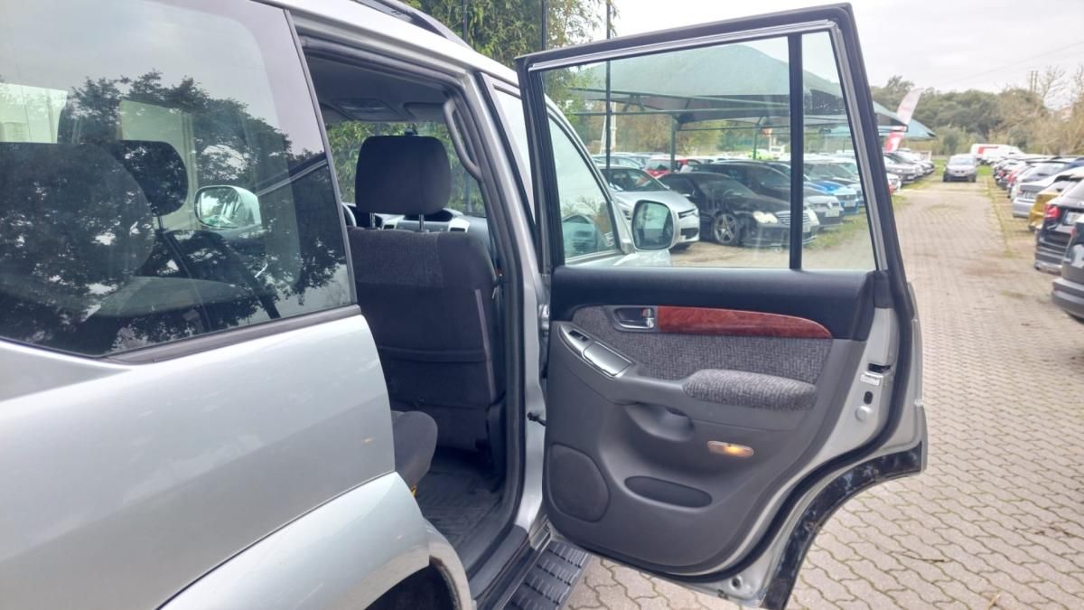 toyota-land-cruiser-2006-diesel-2982cc