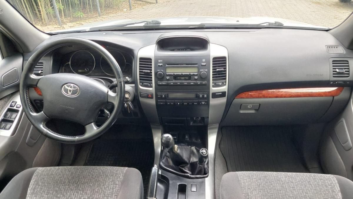 toyota-land-cruiser-2006-diesel-2982cc