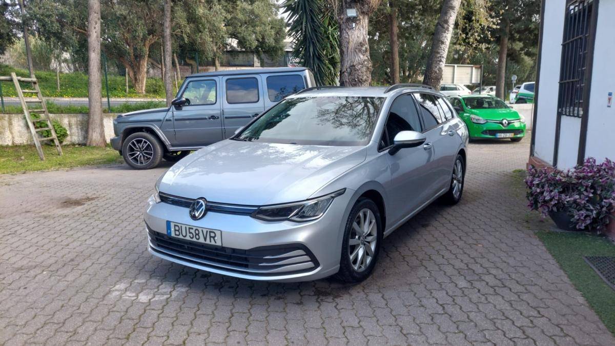 volkswagen-golf-variant-2021-diesel-1968cc
