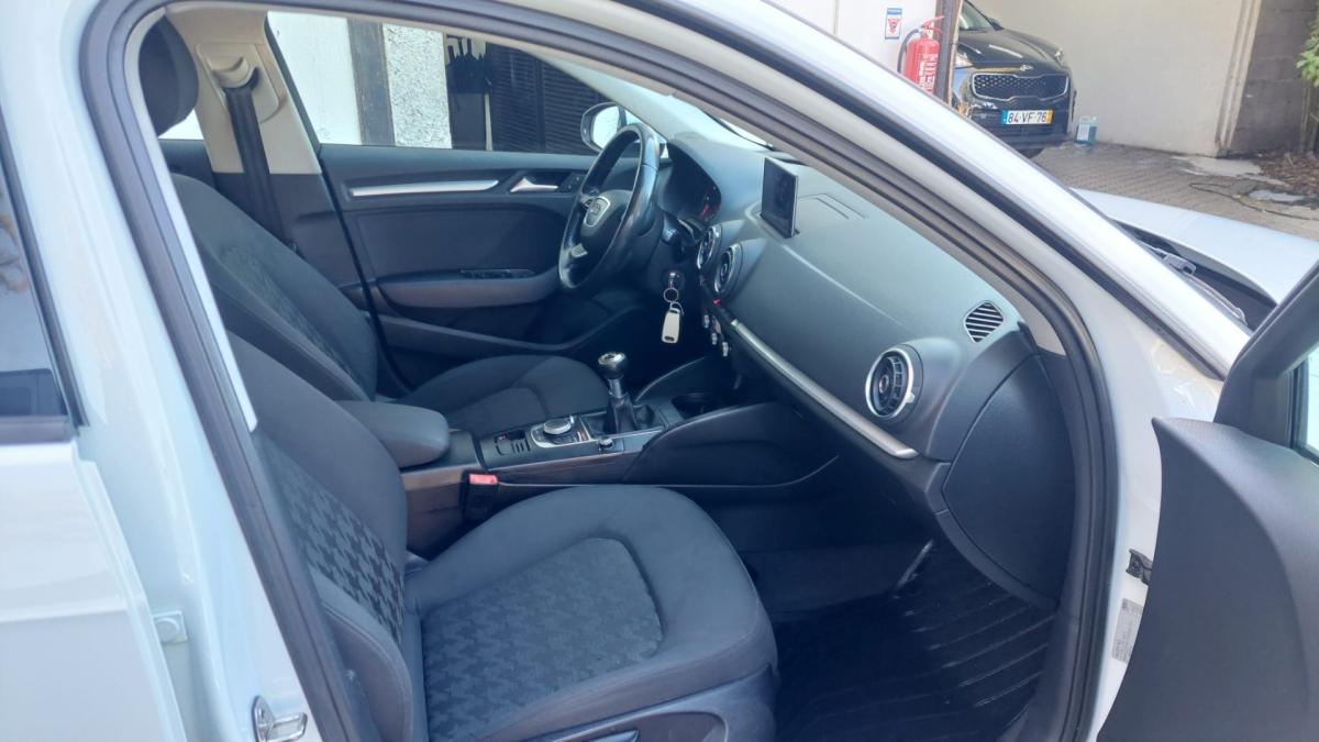 audi-a3-sportback-2014-diesel-1598cc