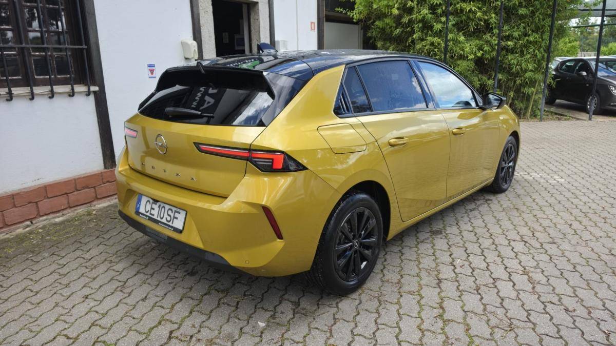 opel-astra-2022-diesel-1499cc