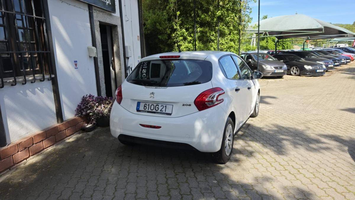 peugeot-208-2013-diesel-1398cc
