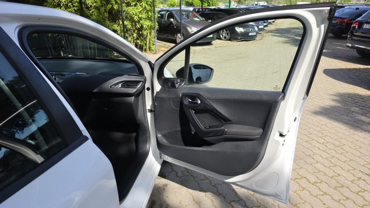 peugeot-208-2013-diesel-1398cc