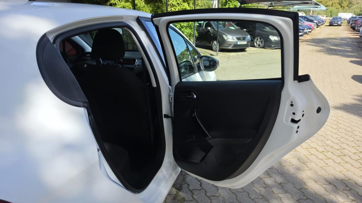 peugeot-208-2013-diesel-1398cc