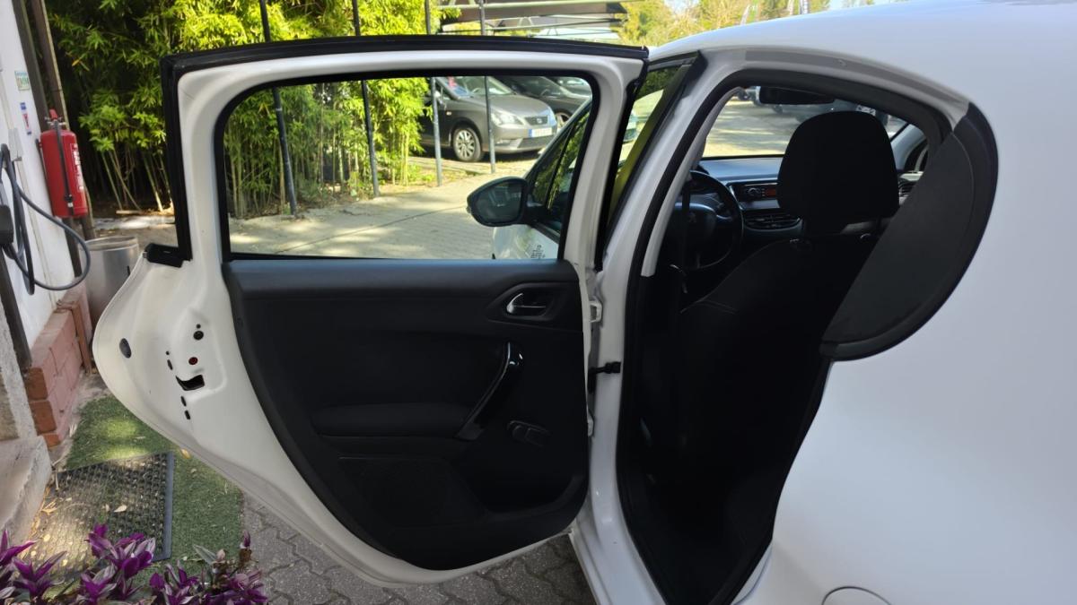 peugeot-208-2013-diesel-1398cc