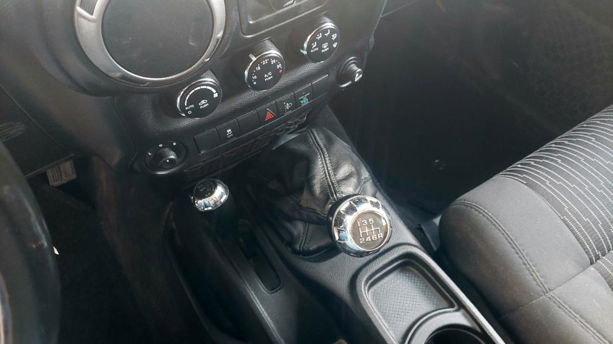 jeep-wrangler-2012-diesel-2776cc