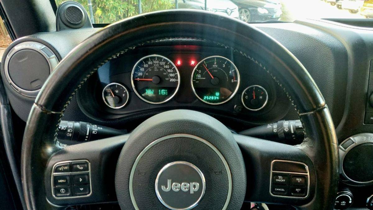 jeep-wrangler-2012-diesel-2776cc