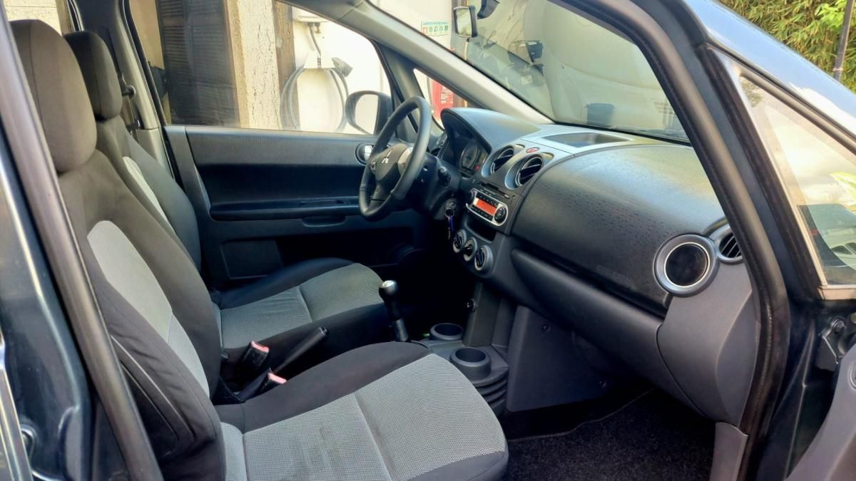 mitsubishi-colt-2010-gasolina-1124cc