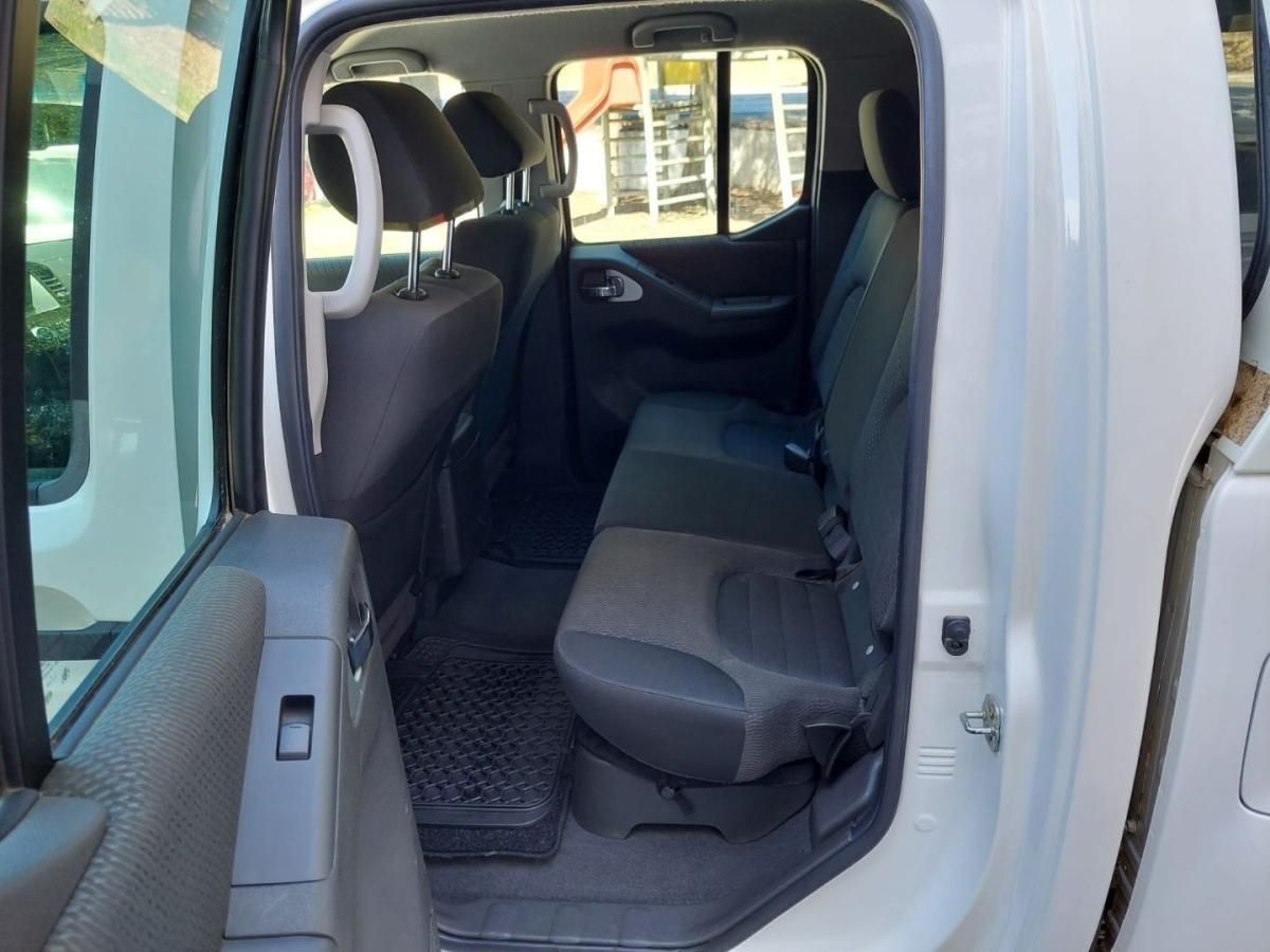 nissan-navara-2013-diesel-2488cc